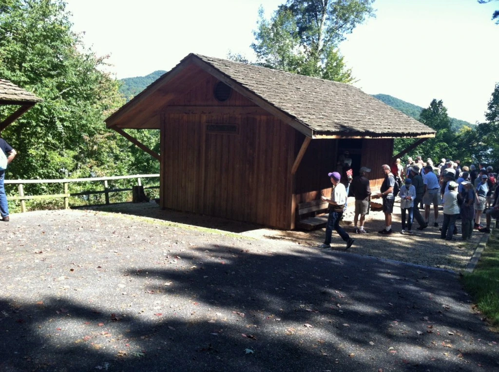 Appalachian trail shelter
